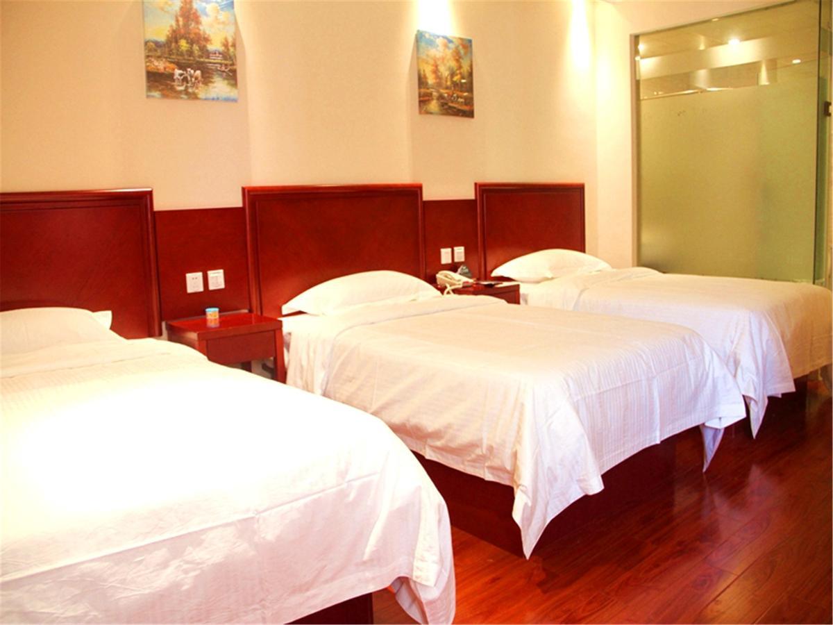 Greentree Alliance Shanghai Chongming Bayi Road Walking Street Hotel Bagian luar foto
