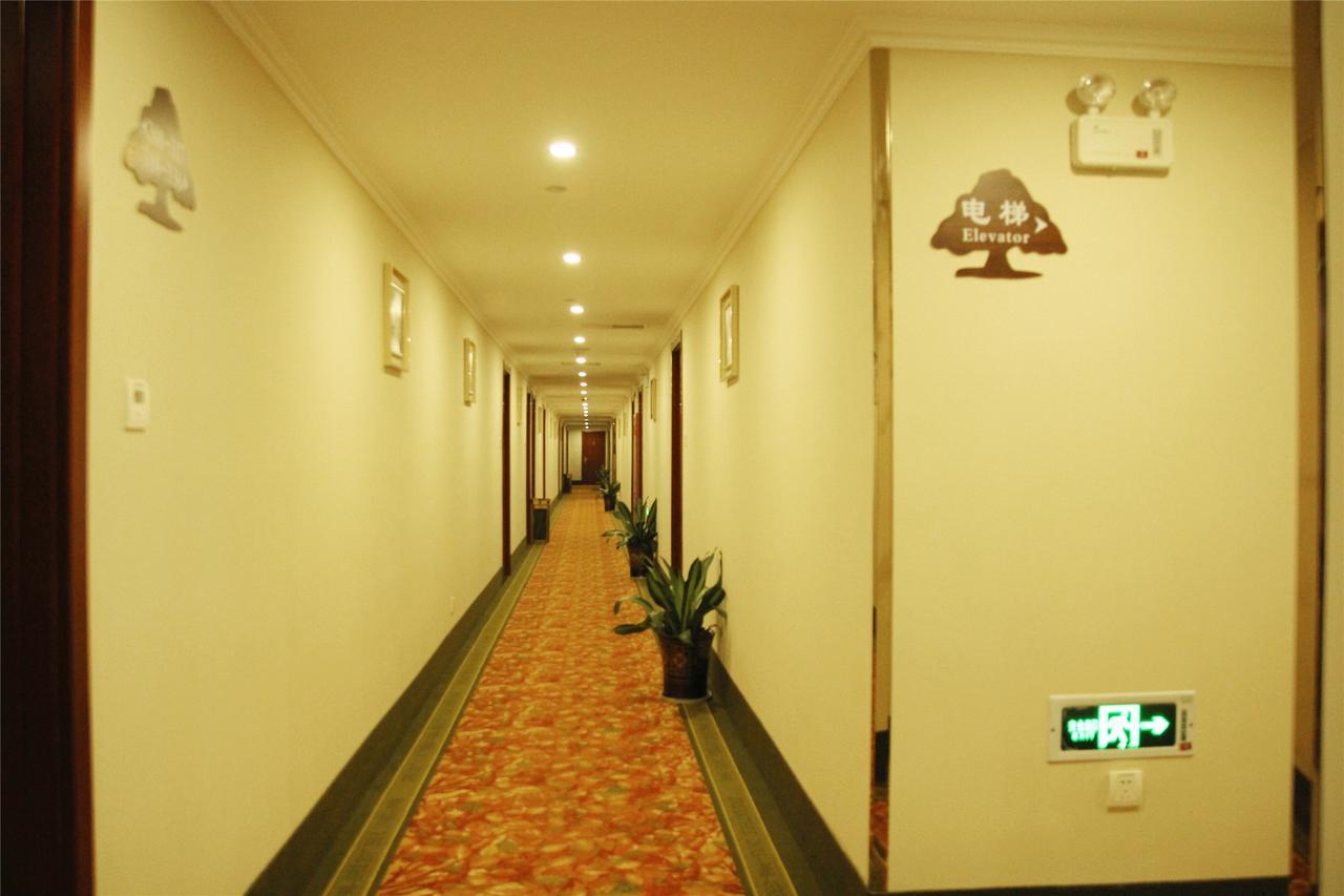 Greentree Alliance Shanghai Chongming Bayi Road Walking Street Hotel Bagian luar foto