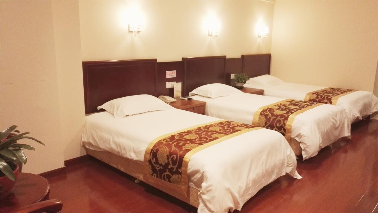 Greentree Alliance Shanghai Chongming Bayi Road Walking Street Hotel Bagian luar foto