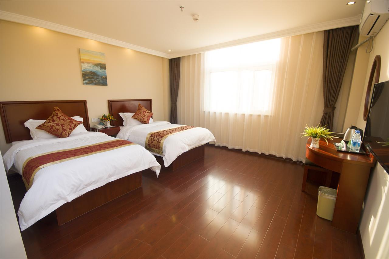 Greentree Alliance Shanghai Chongming Bayi Road Walking Street Hotel Bagian luar foto